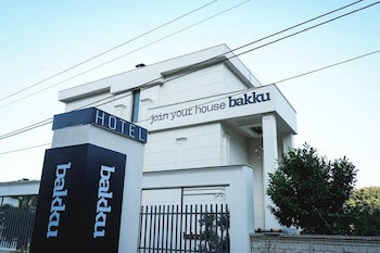bakku house