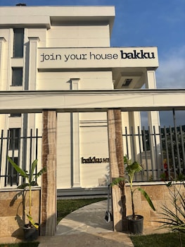 bakku house
