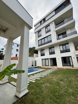 bakku house