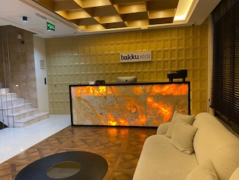 bakku house