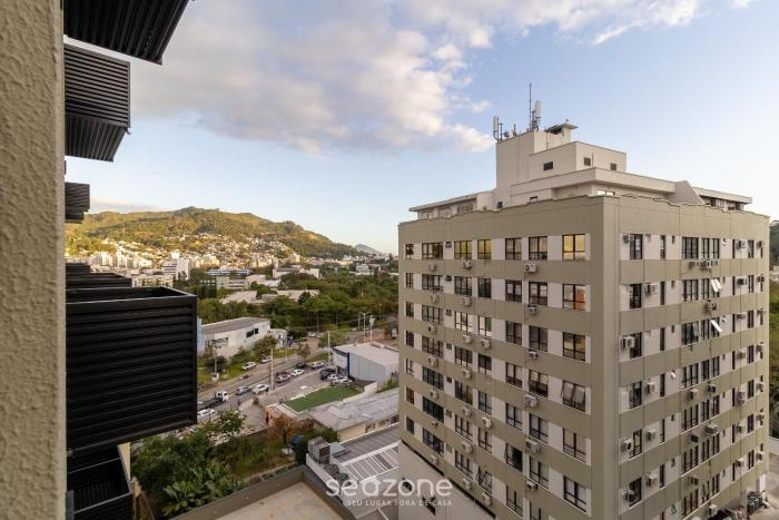 modern and fully equipped apartments just minutes from lagoa da conceicao and the beach vtd