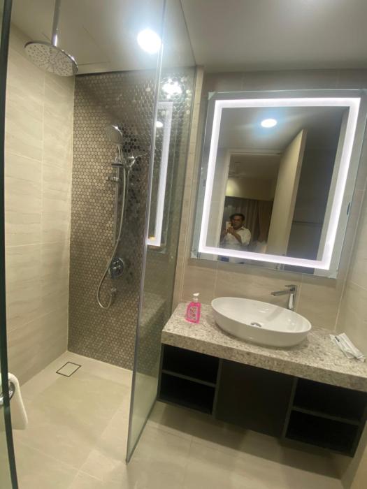star luxury suites klcc