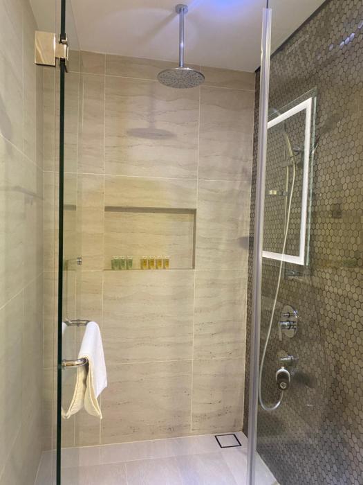 star luxury suites klcc