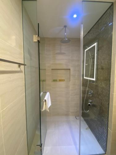 star luxury suites klcc