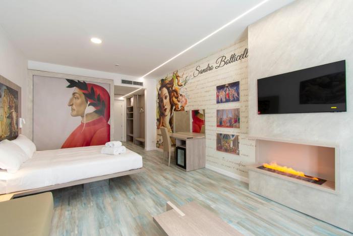 max motel art gallery room