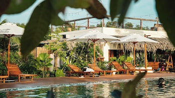 Coco-Cao Glamping,,3 star