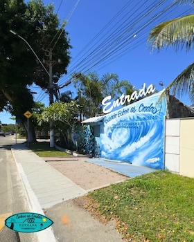 pousada sobre as ondas