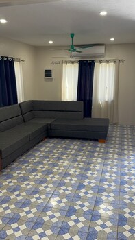Airport Ace Villas,,4 star