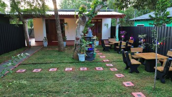 sigiri serenity hostel