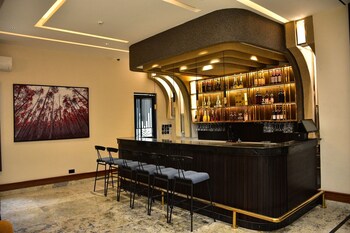 the thribeka international hotel