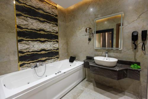 green village hotel and spa