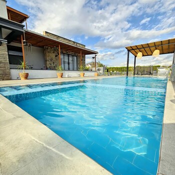 lux suites impala house naivasha
