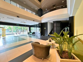 the estella hotel klang