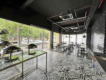 the estella hotel klang