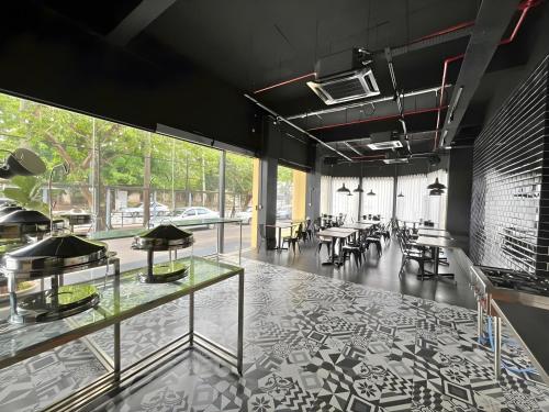 the estella hotel klang