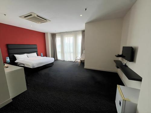 the estella hotel klang