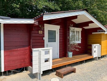 Naoshima Cottage,,3 star