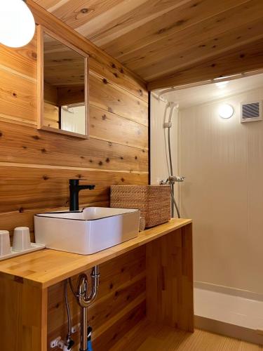 naoshima cottage