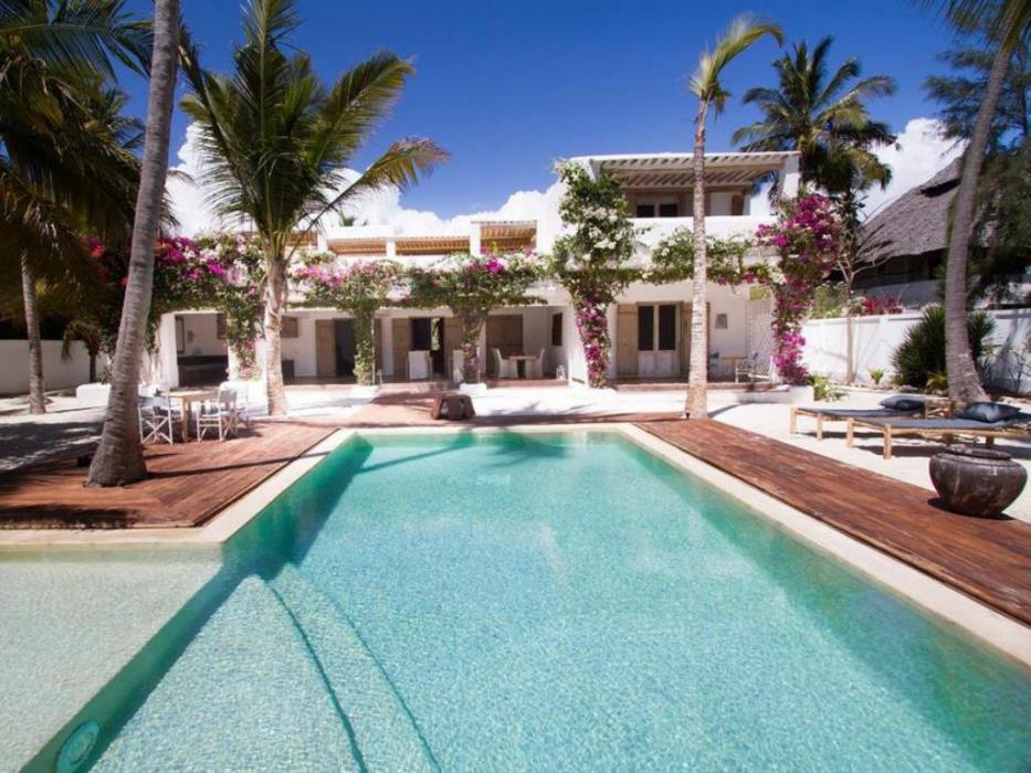 uzuri boutique hotel