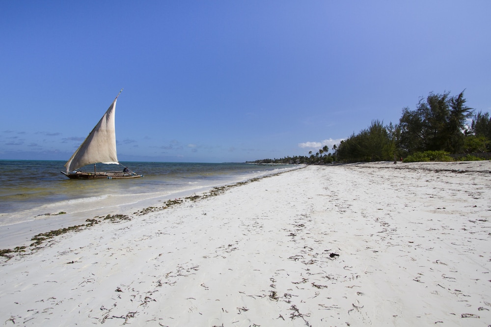 uzuri boutique hotel