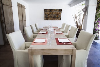 uzuri boutique hotel