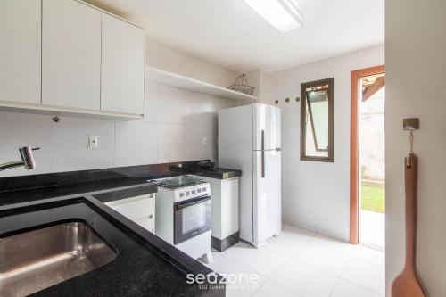 houses with pool 500m from the beach in arraial dajuda atp