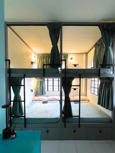 a casa portuguesa coron boutique hostel
