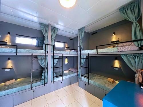 a casa portuguesa coron boutique hostel