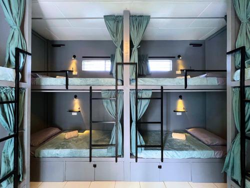 a casa portuguesa coron boutique hostel