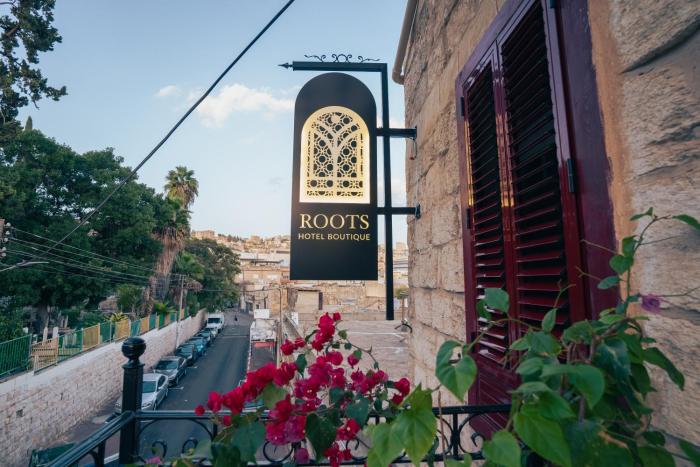 roots boutique hotel