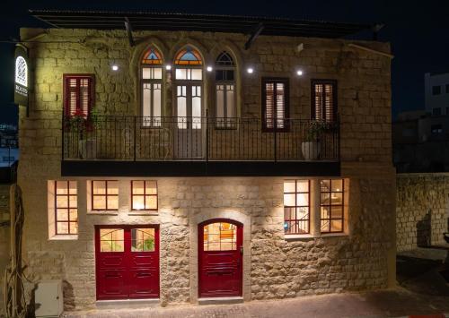 roots boutique hotel