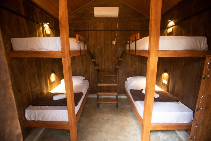 funk bunks sigiriya