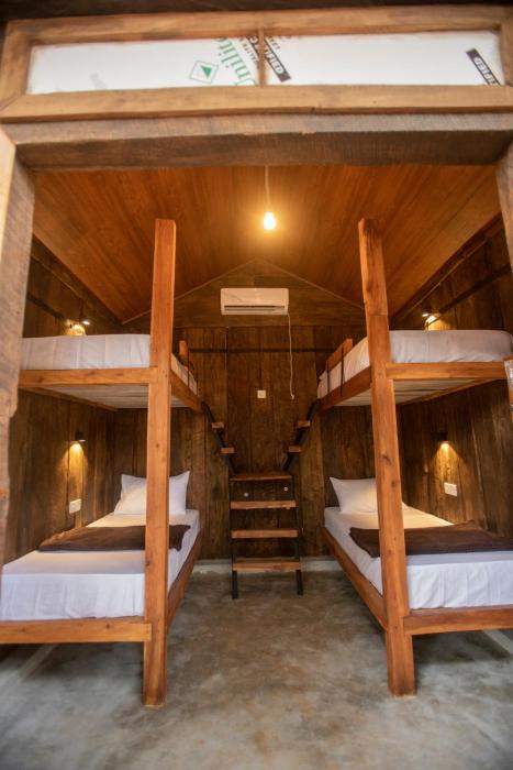 funk bunks sigiriya