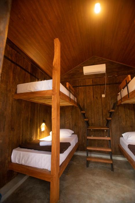 funk bunks sigiriya