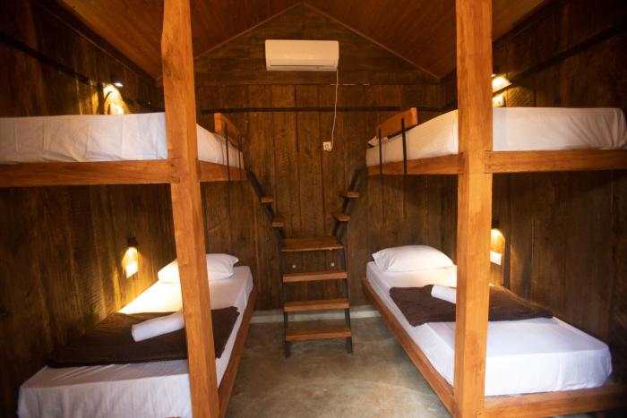 funk bunks sigiriya