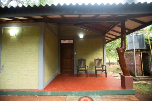 funk bunks sigiriya