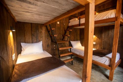 funk bunks sigiriya