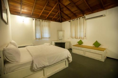 funk bunks sigiriya
