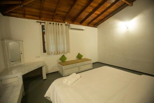 funk bunks sigiriya