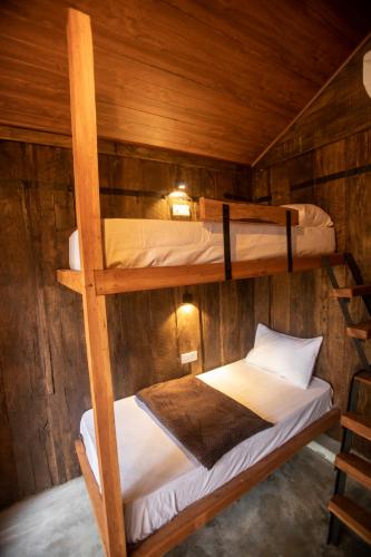 funk bunks sigiriya