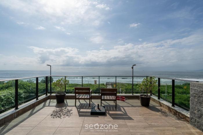 vac beachfront condo in itajuba beach