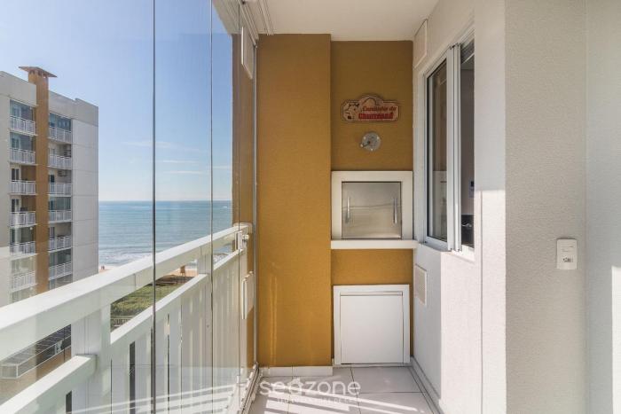 vac beachfront condo in itajuba beach