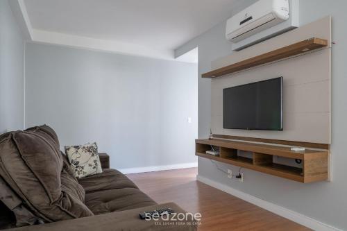 vac beachfront condo in itajuba beach