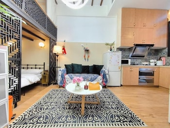 shanghai hills and zinn happy family bnb