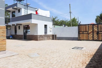 lux suites advent homes naivasha