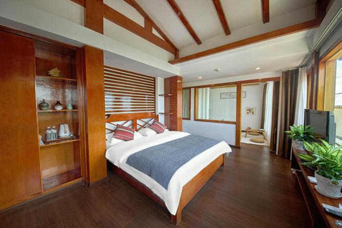 lijiang tongfu inn