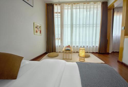 lijiang tongfu inn
