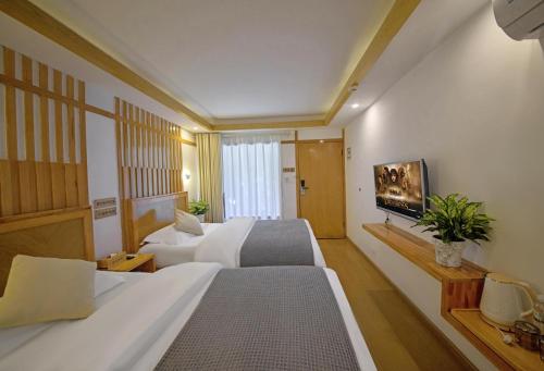 lijiang tongfu inn