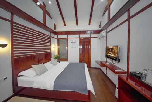 lijiang tongfu inn