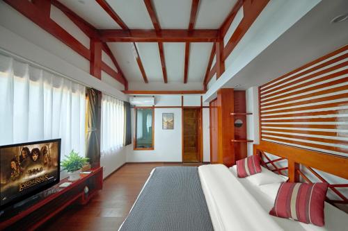 lijiang tongfu inn